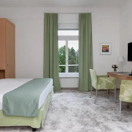 Grand Hotel Europe-3